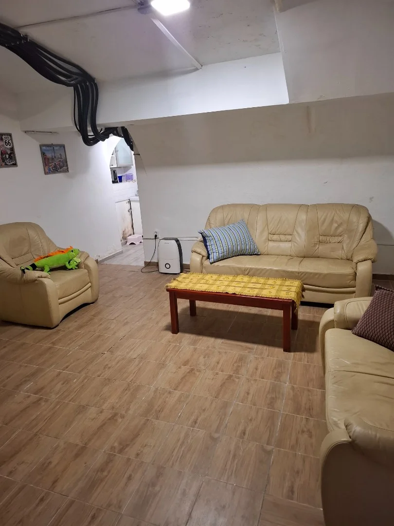 Eladó üzlet iroda / üzlet / kereskedelmi / szolgáltató Budapest 07. ker.en - Kép 10