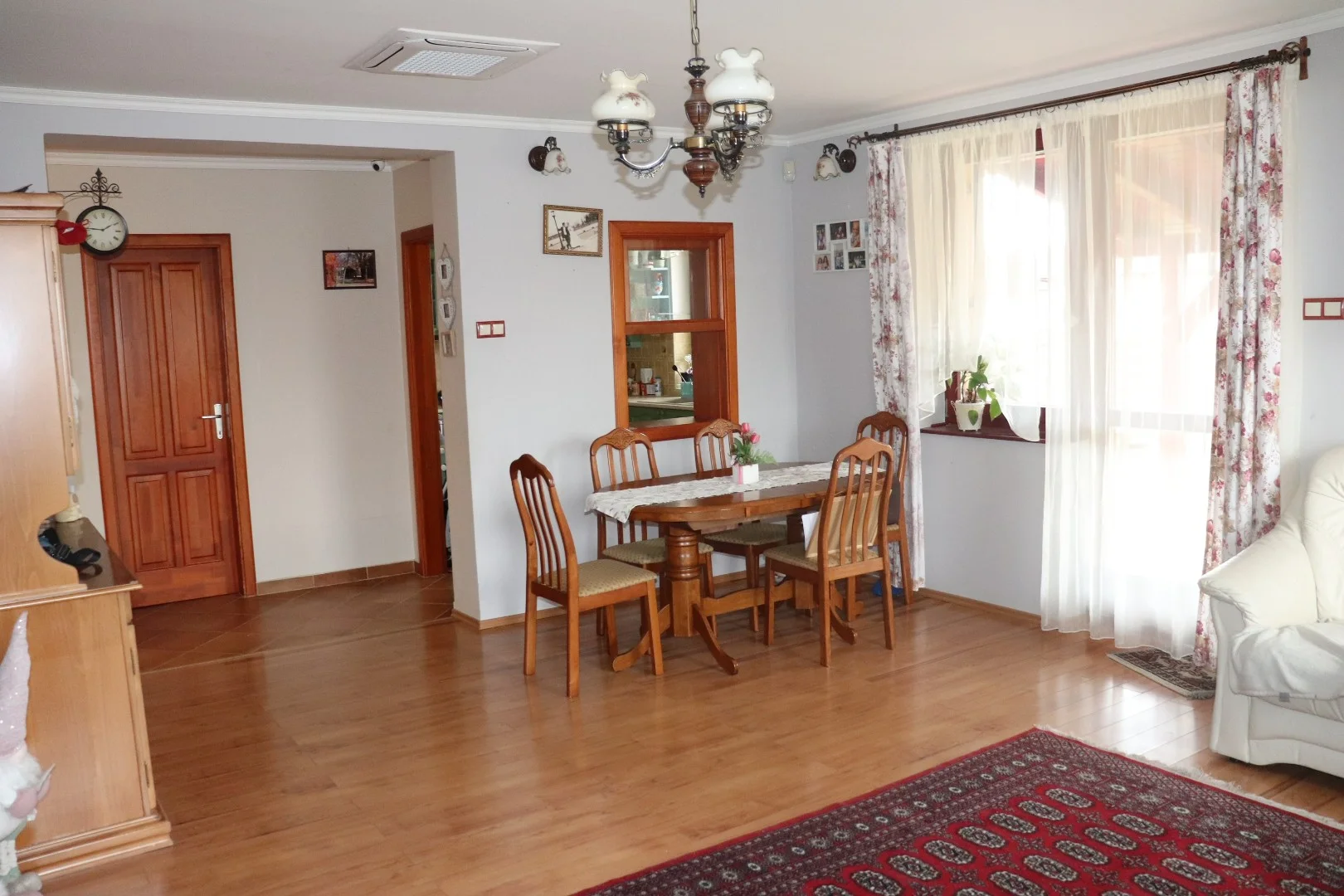 Eladó családi ház Nyúlon - Kép 10