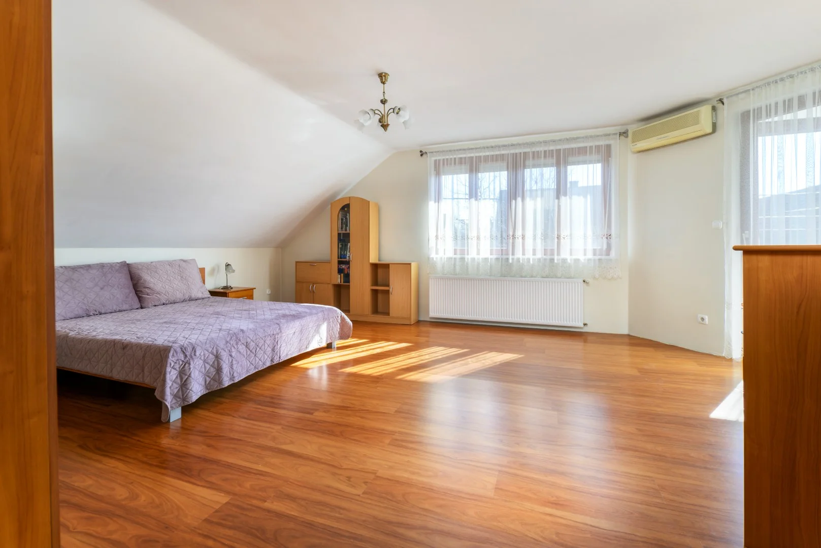 Eladó családi ház Tárnokon - Kép 20