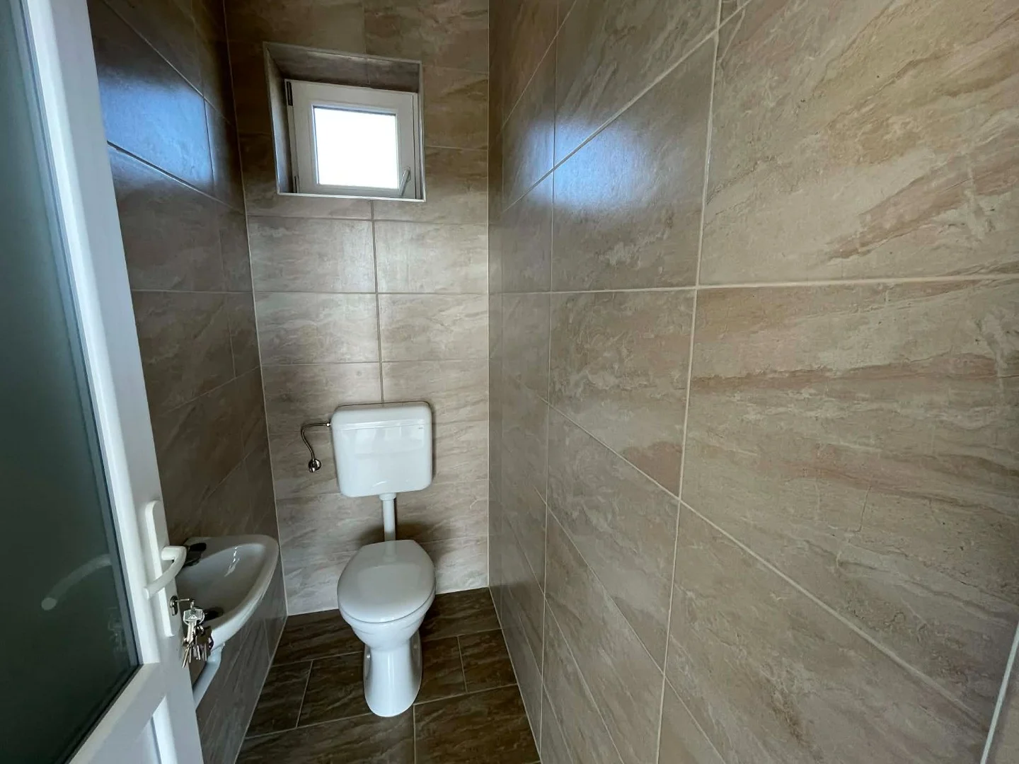 Eladó családi ház Kótajon - Kép 17