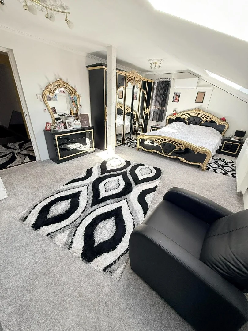 Eladó családi ház Izsófalvan - Kép 5