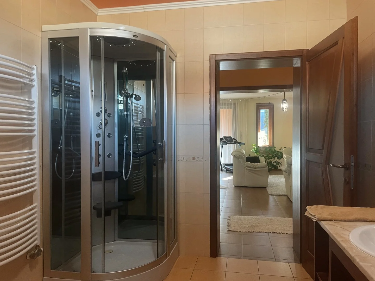 Eladó családi ház Császártöltésen - Kép 9