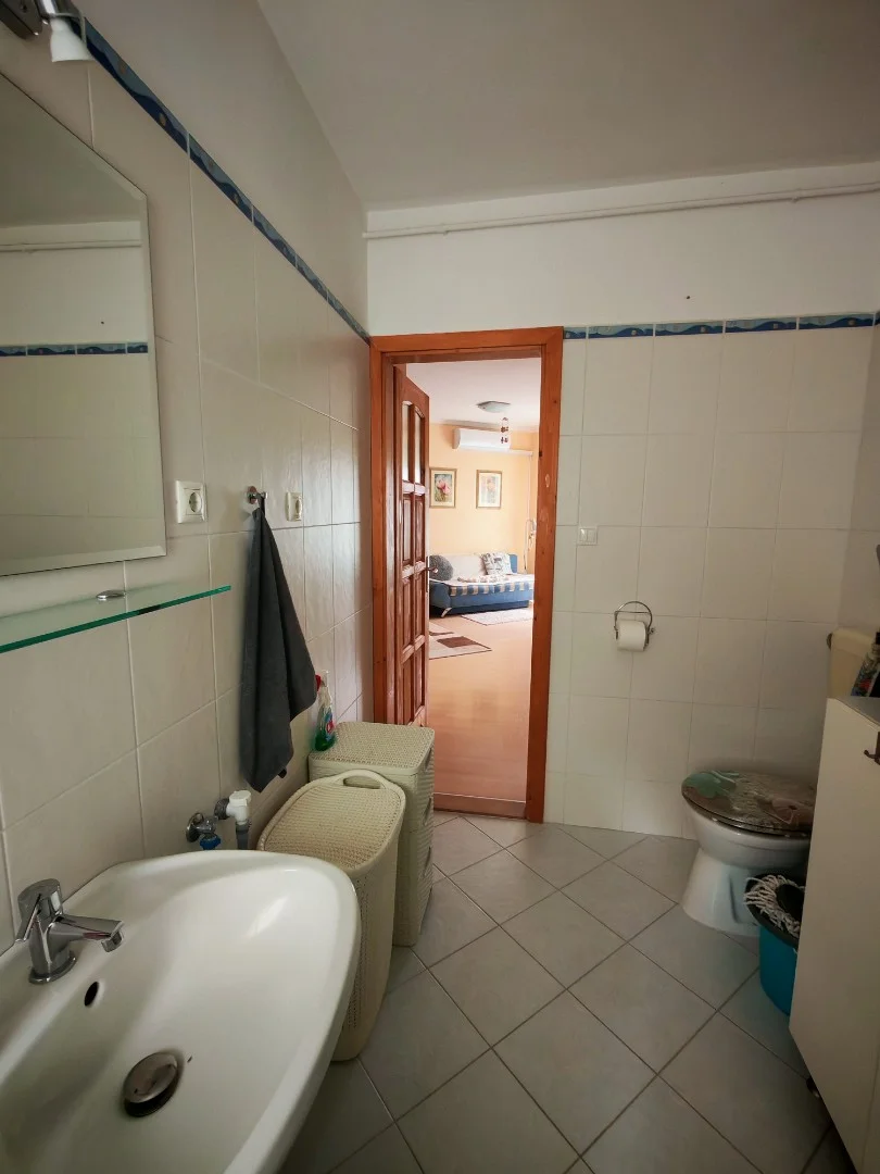 Eladó tégla lakás Pécsen - Kép 6