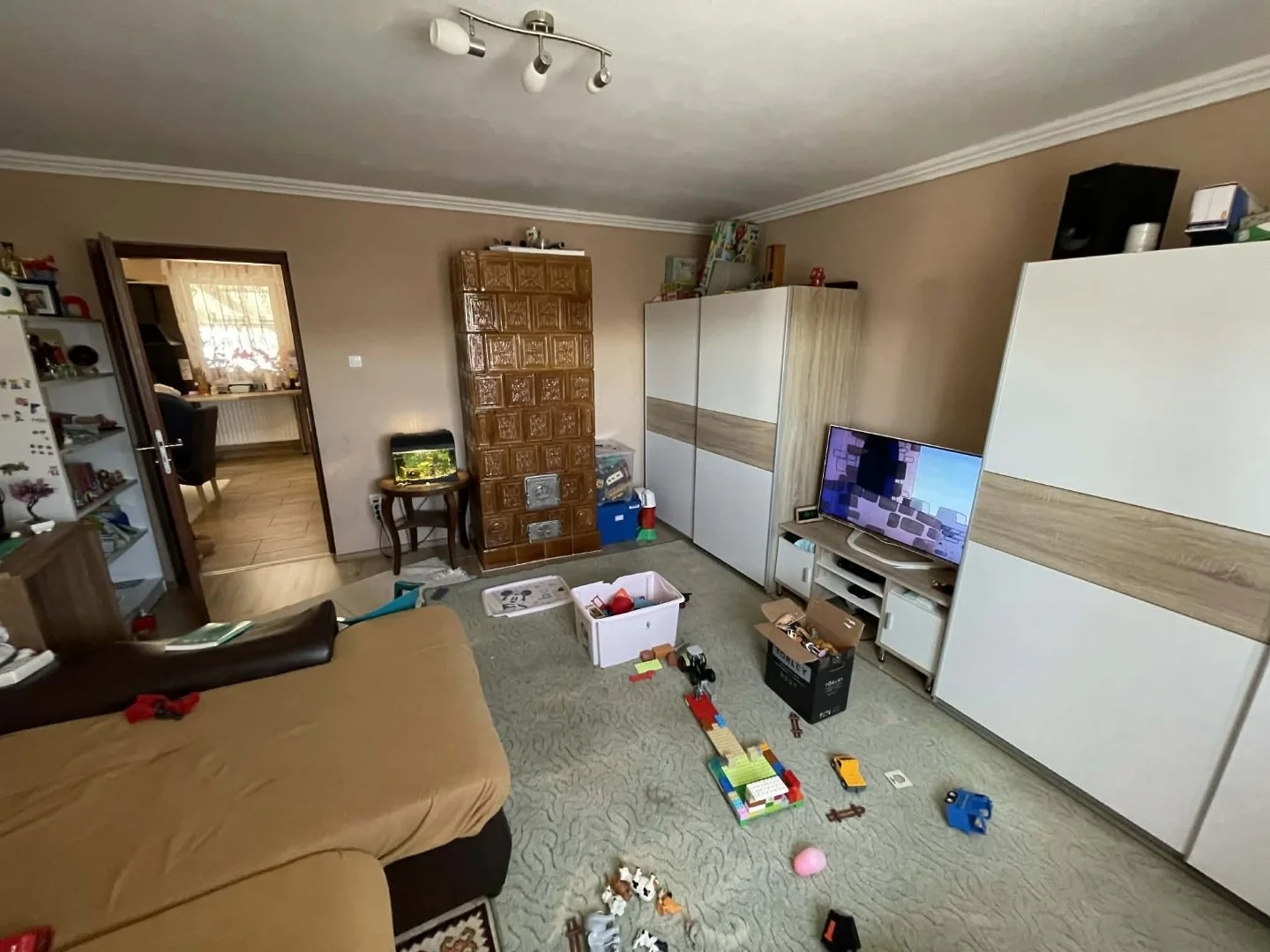 Eladó családi ház Nyíregyházán - Kép 9