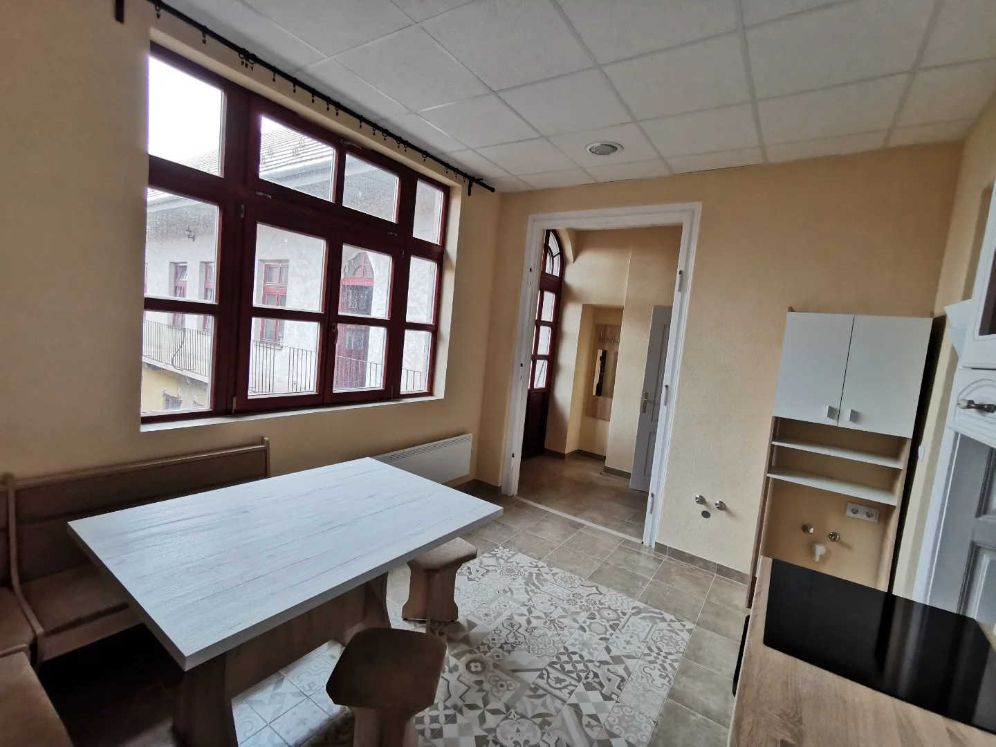 Kiadó tégla lakás Tatan - Kép 12