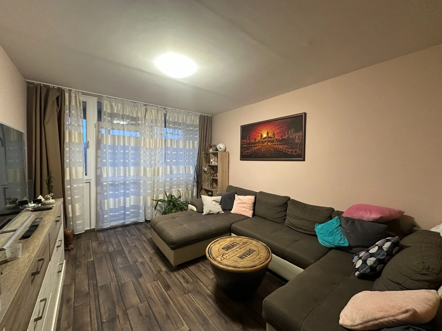 Eladó panel lakás Pécsen