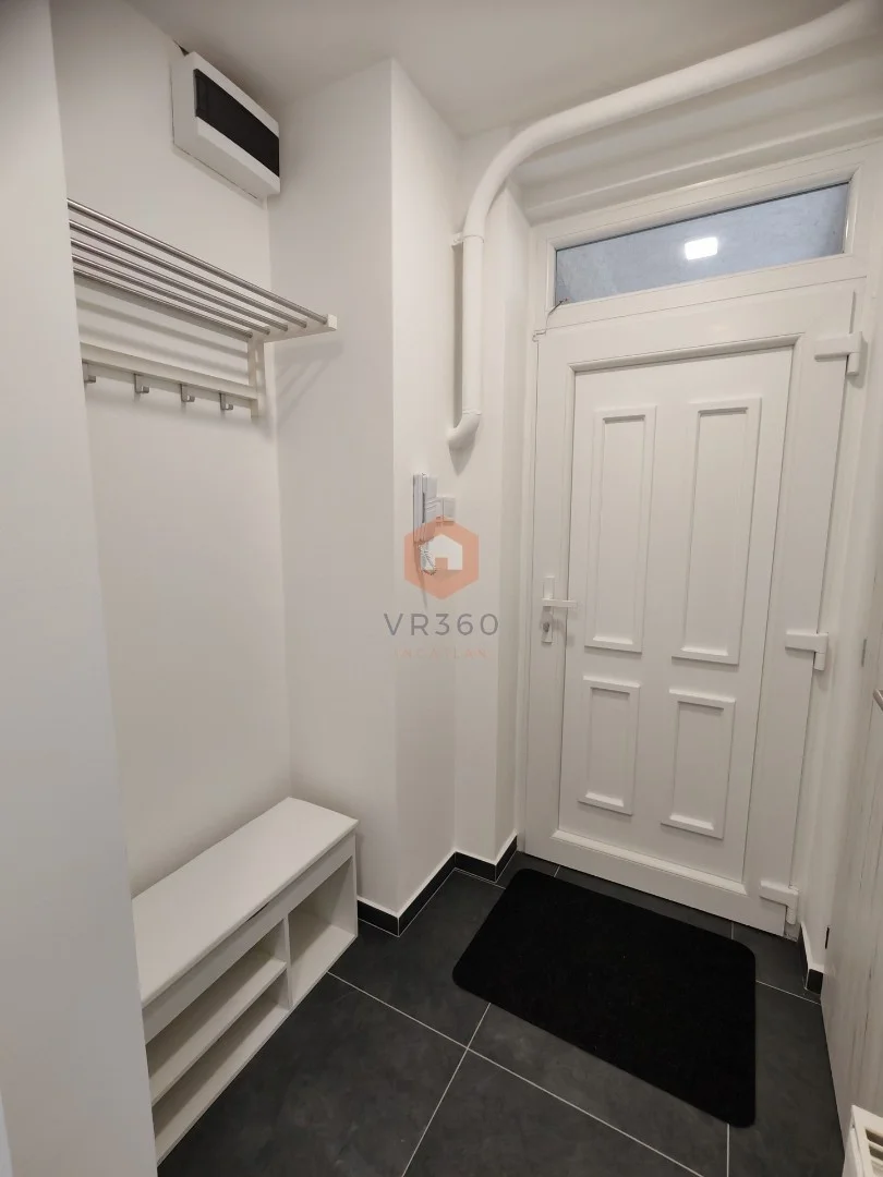 Eladó tégla lakás Pécsen - Kép 3