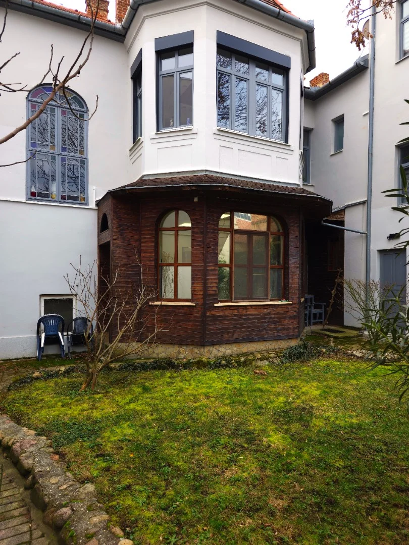 Eladó tégla lakás Pécsen - Kép 16