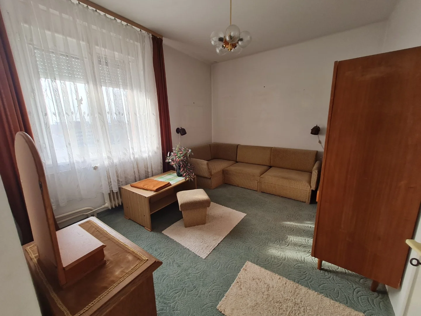 Eladó tégla lakás Székesfehérváron - Kép 7