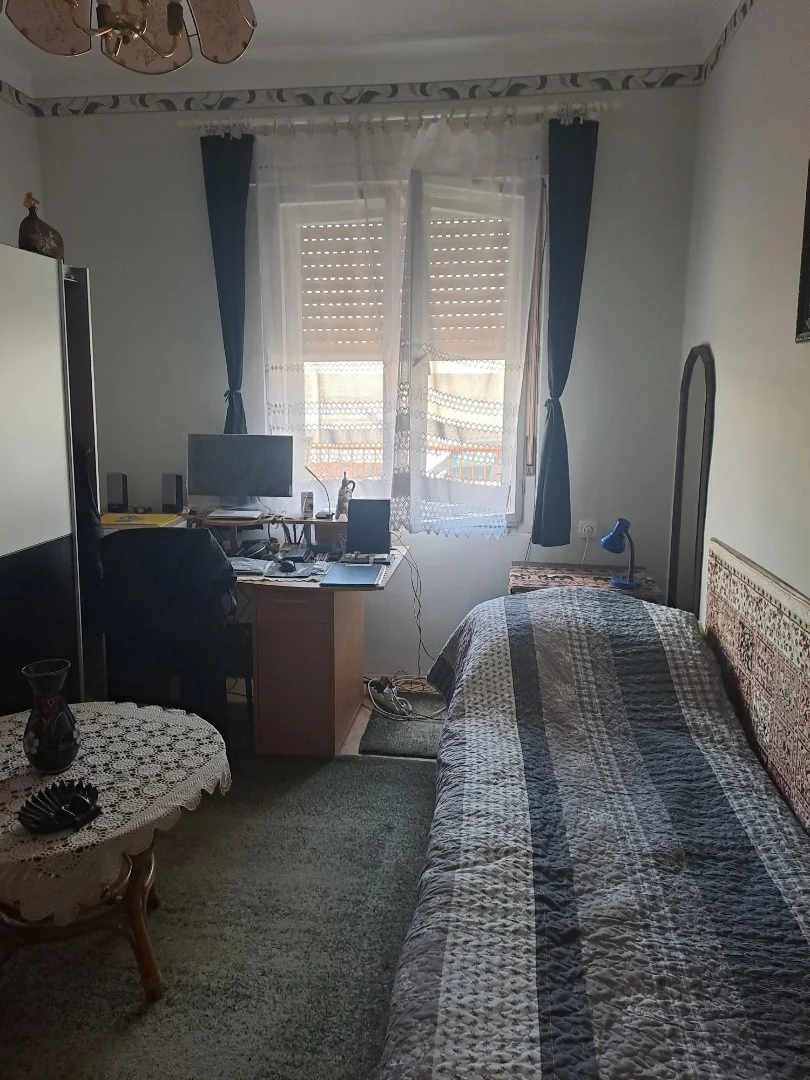 Eladó családi ház Pécsen - Kép 2