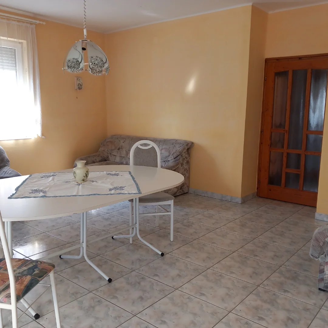 Eladó családi ház Mezőkövesden - Kép 8