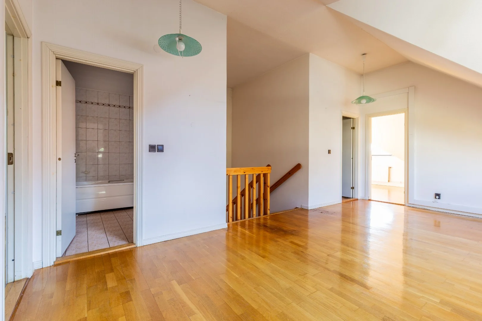 Eladó családi ház Budapest 02. ker.en - Kép 12