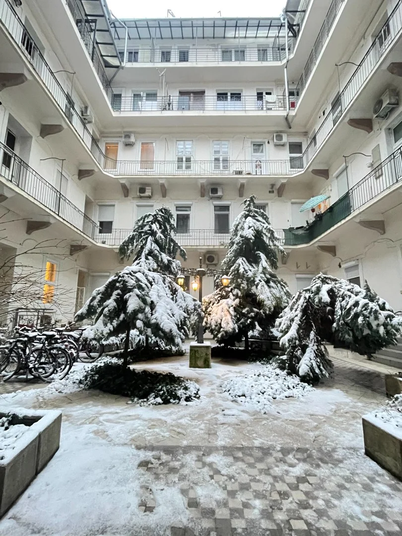 Eladó tégla lakás Budapest 06. ker.en - Kép 10