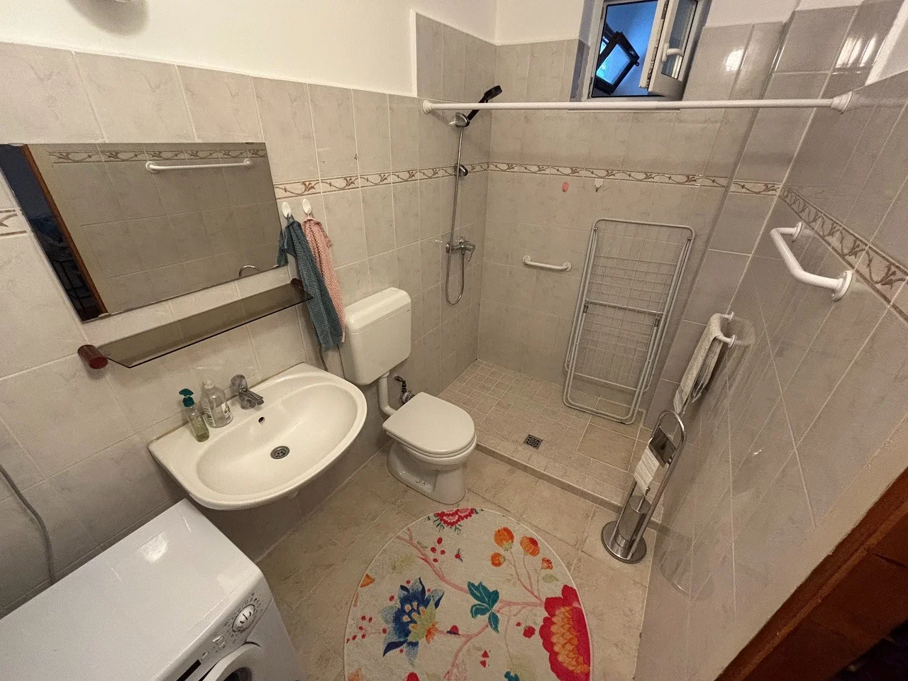 Eladó tégla lakás Pécsen - Kép 8