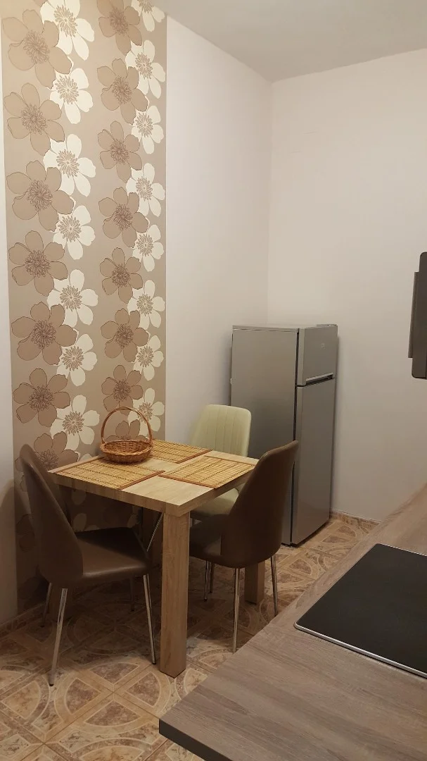 Kiadó tégla lakás Pécsen - Kép 9