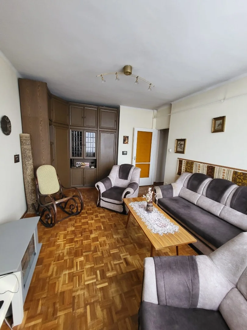 Eladó tégla lakás Tatabányán - Kép 2