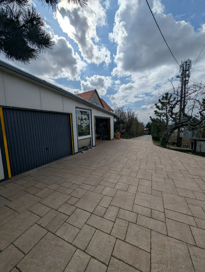 Eladó családi ház Pécsen - Kép 14