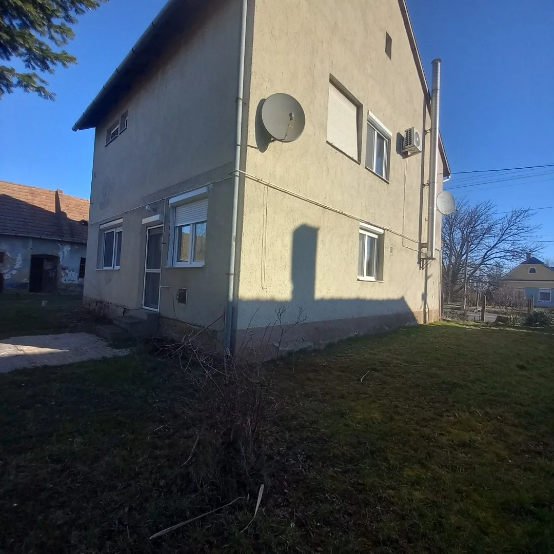 Eladó családi ház Kemenespálfan - Kép 10