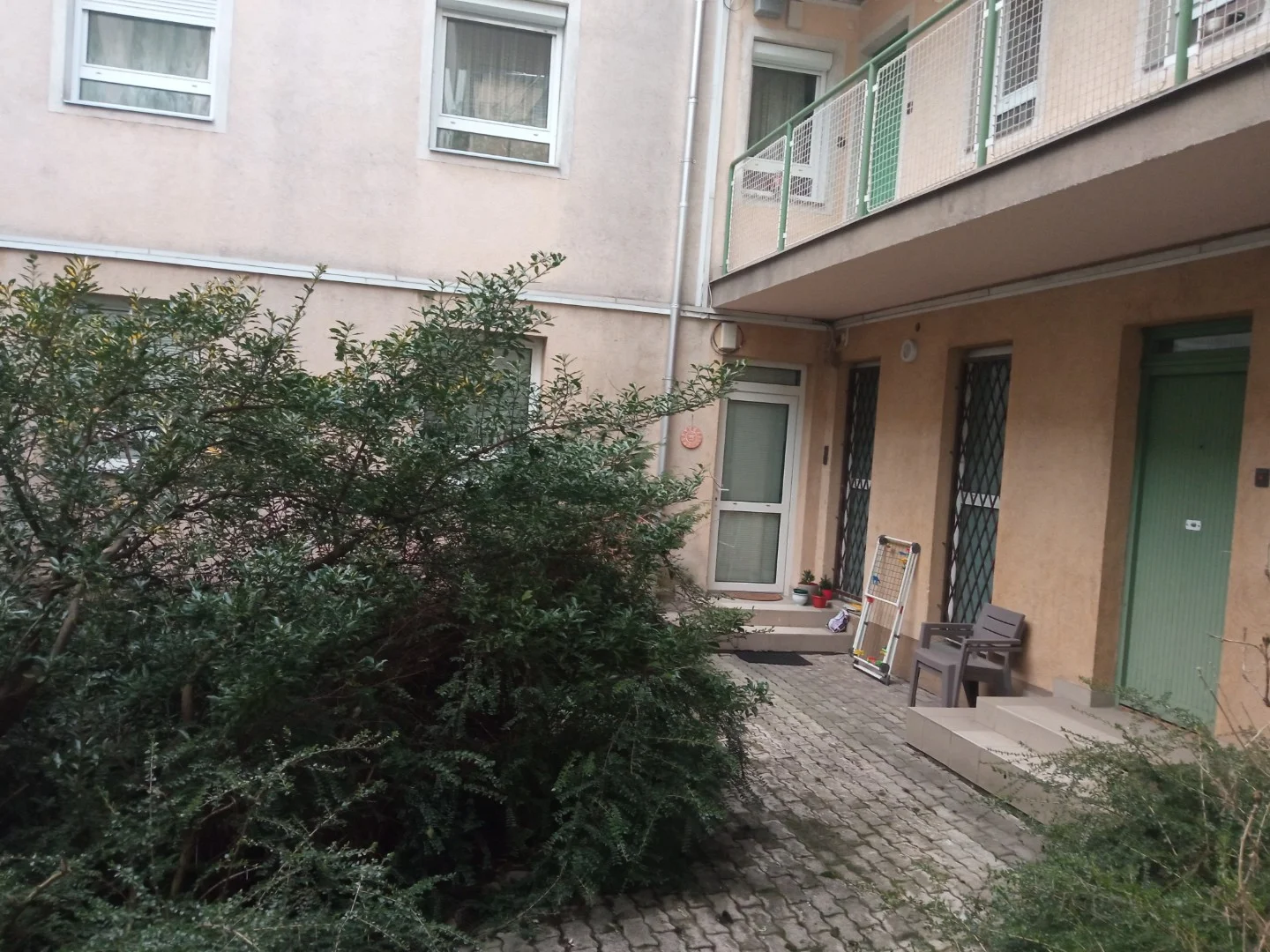 Eladó tégla lakás Budapest 10. ker.en - Kép 11