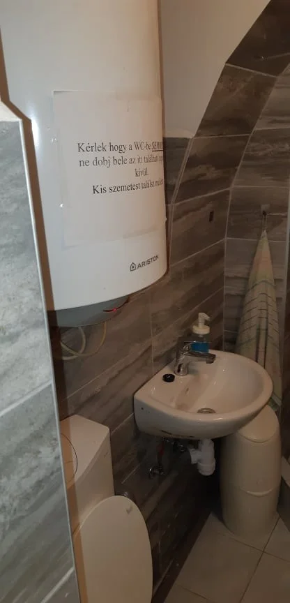 Eladó üzlet iroda / üzlet / kereskedelmi / szolgáltató Budapest 07. ker.en - Kép 2