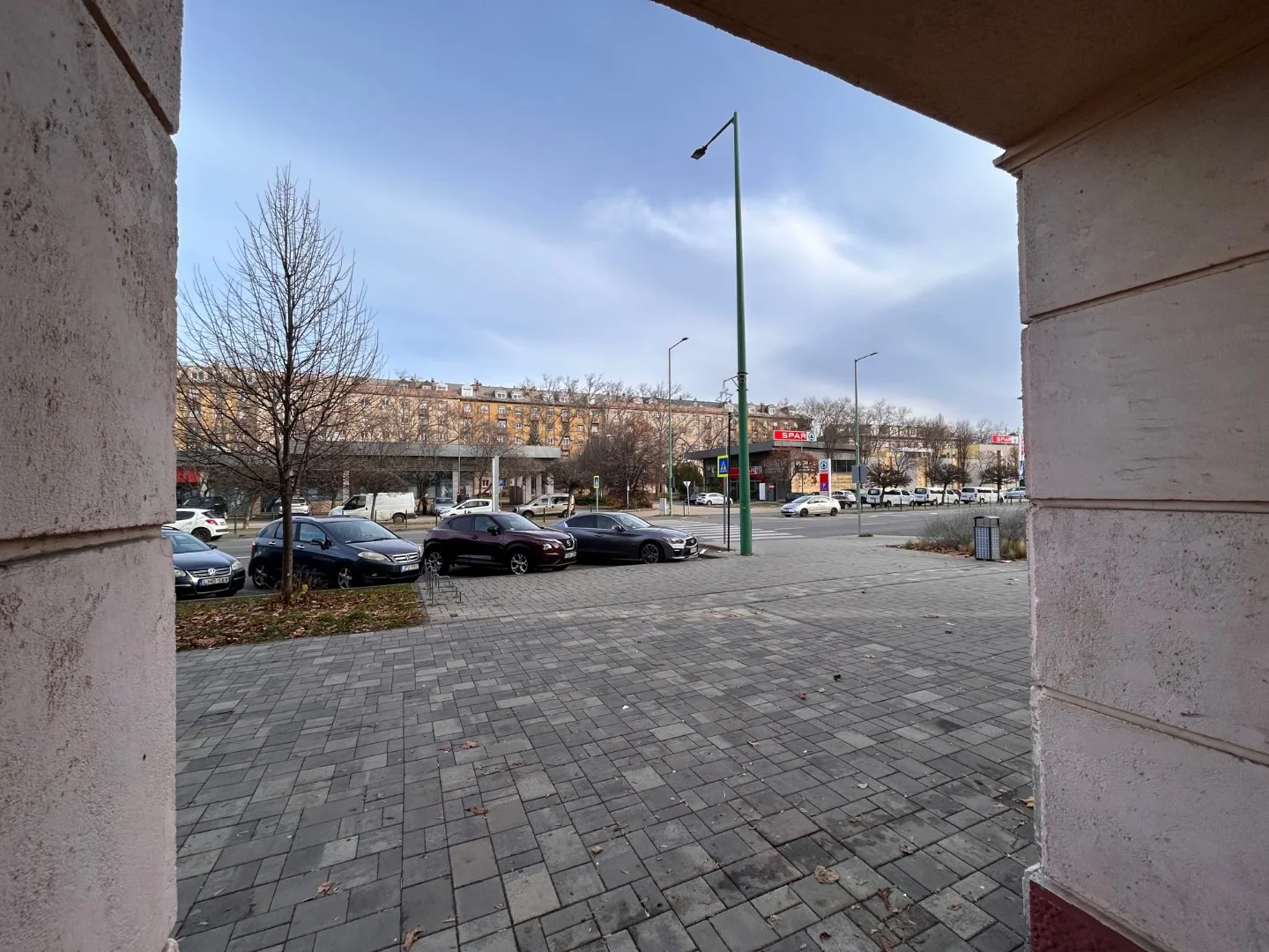 Eladó tégla lakás Dunaújvárosban - Kép 11