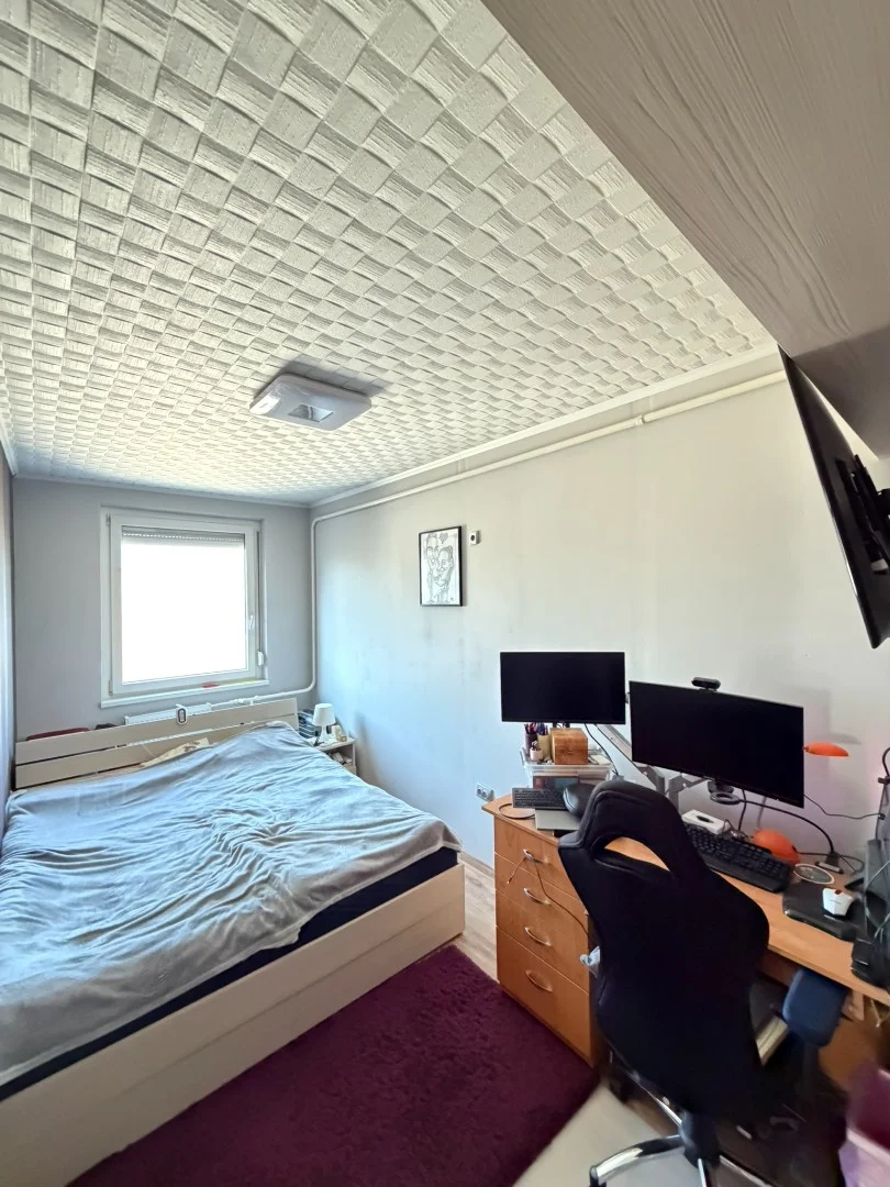 Eladó panel lakás Veszprémben - Kép 4