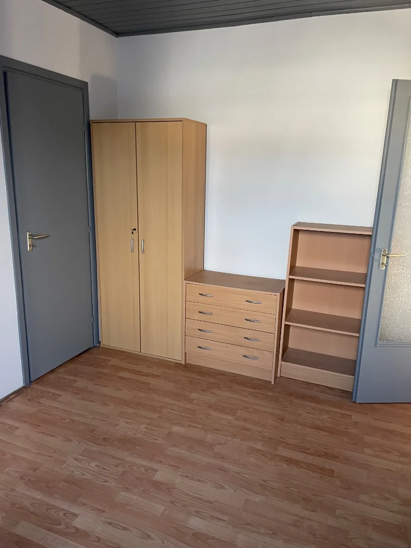 Eladó tégla lakás Győrött - Kép 17