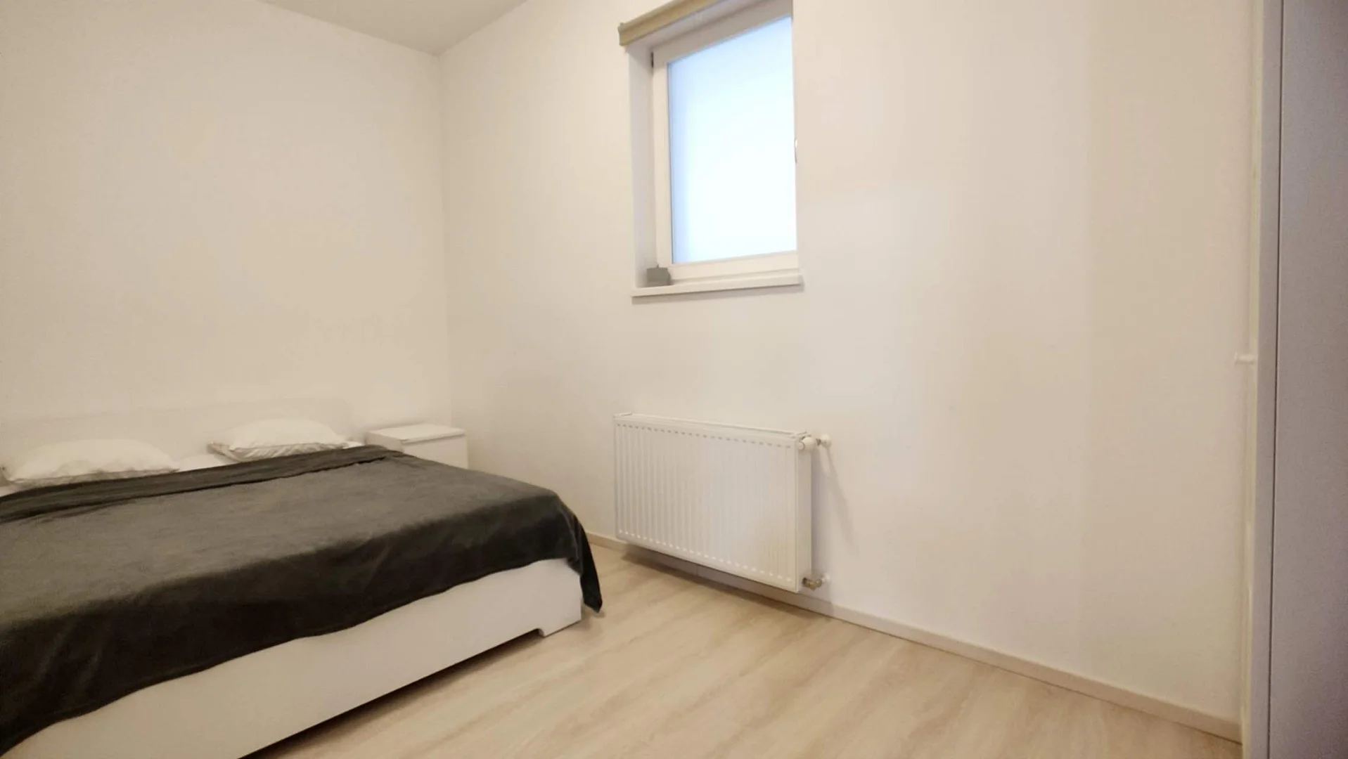 Kiadó tégla lakás Budapest 02. ker.en - Kép 9