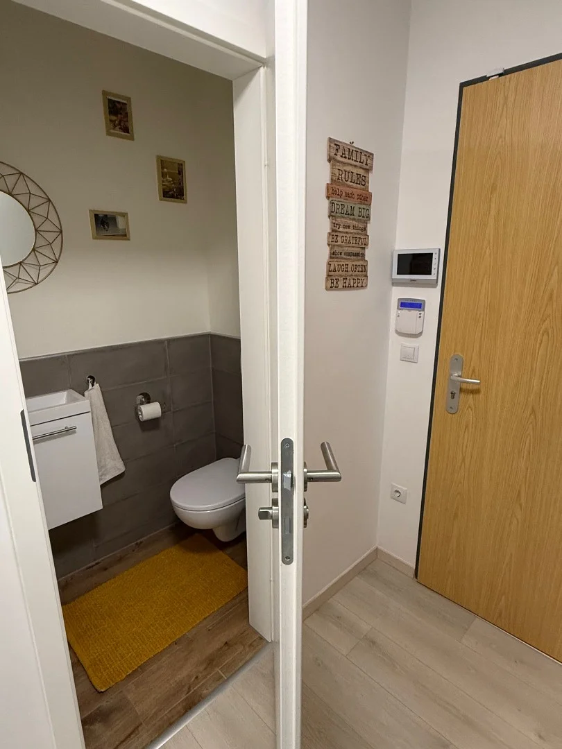 Eladó tégla lakás Budapest 03. ker.en - Kép 10