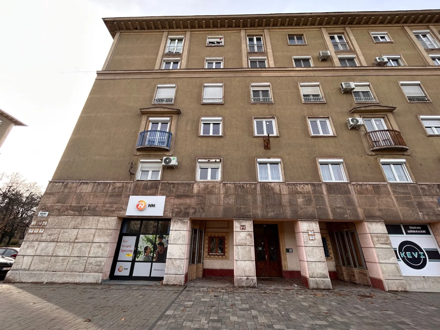 Eladó tégla lakás Dunaújvárosban - Kép 13