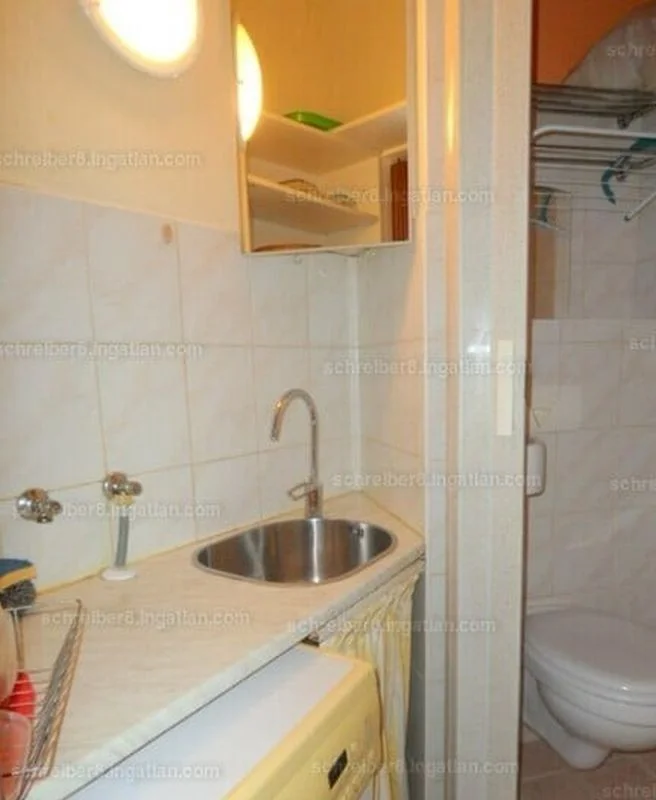 Kiadó panel lakás Budapest 09. ker.en - Kép 2