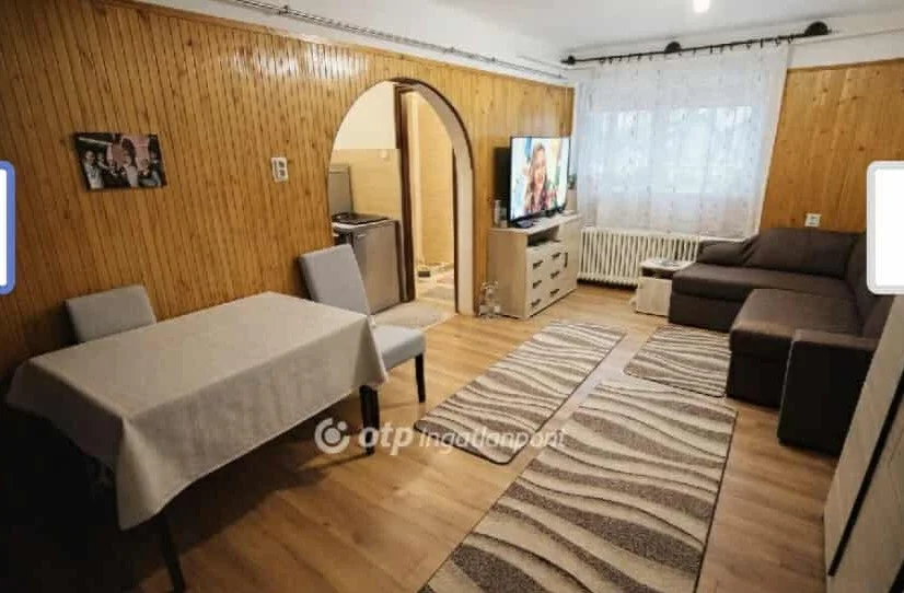 Eladó tégla lakás Hajdúsámsonon - Kép 3