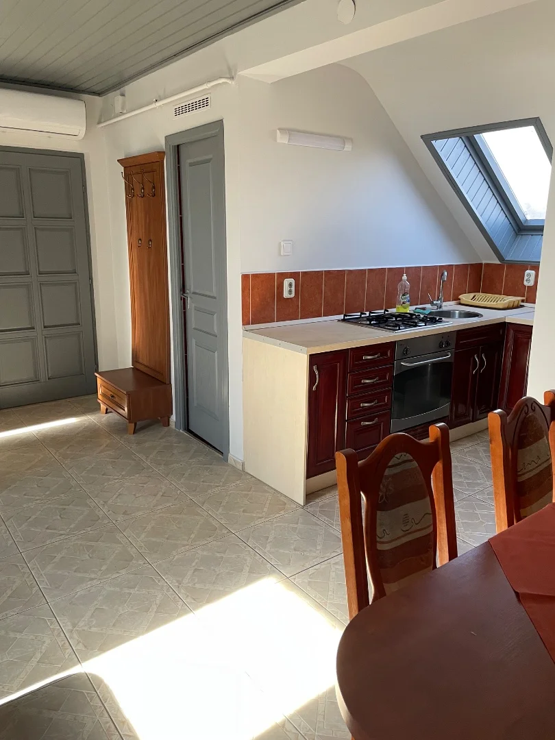 Eladó tégla lakás Győrött