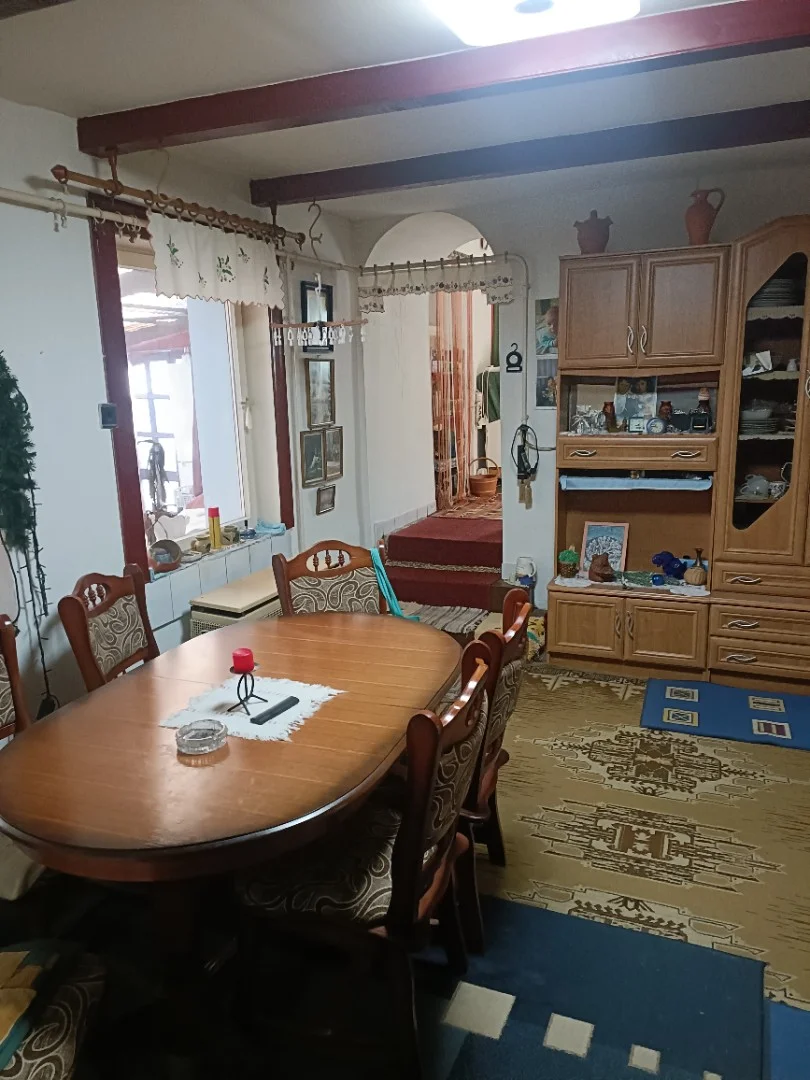 Eladó családi ház Keszegen - Kép 4