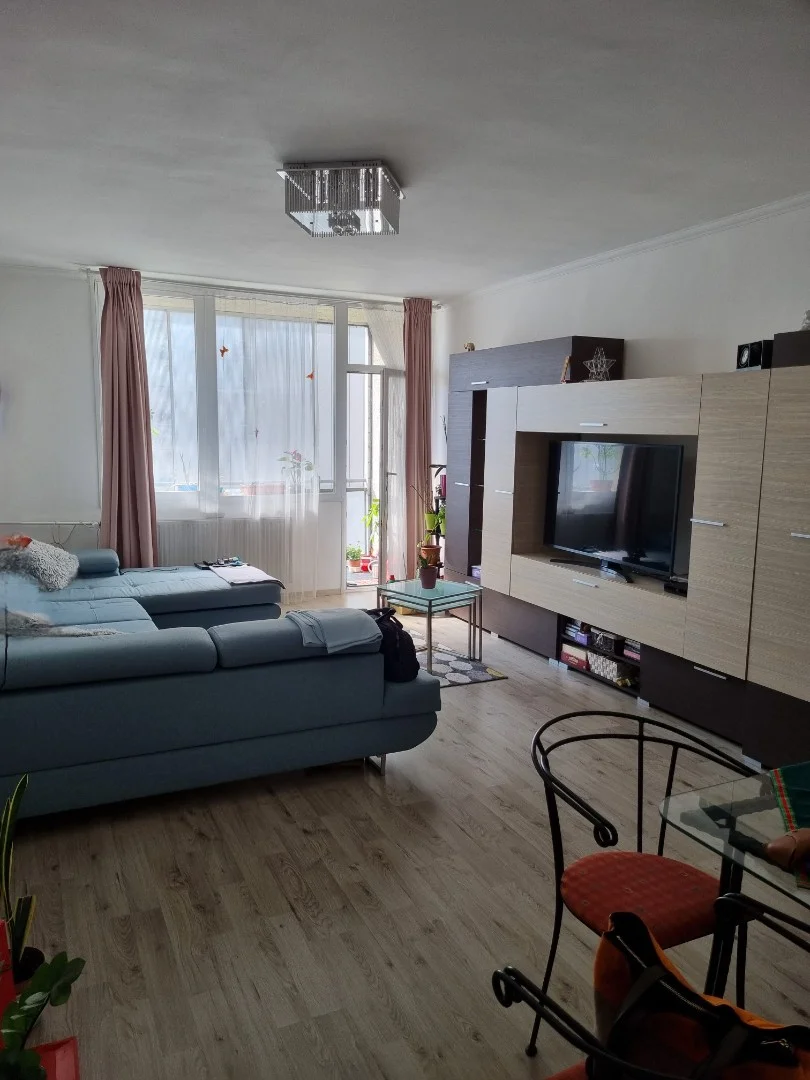 Eladó tégla lakás Pécsen