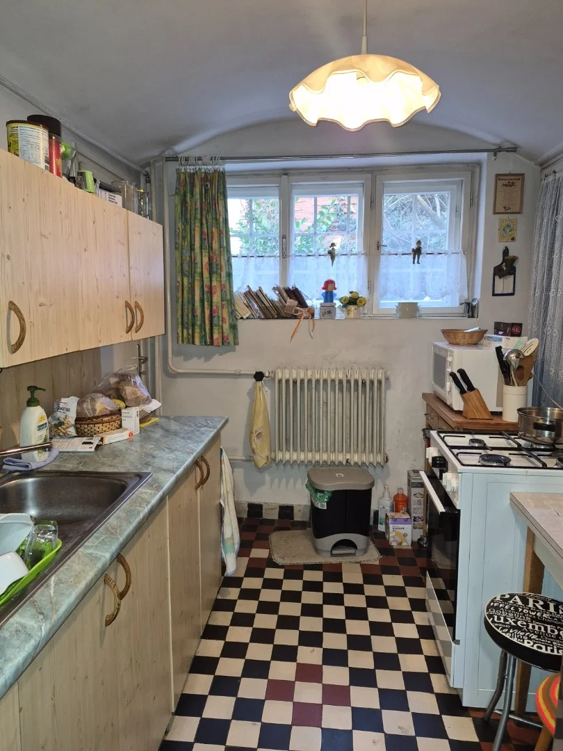 Eladó családi ház Pécsen - Kép 15