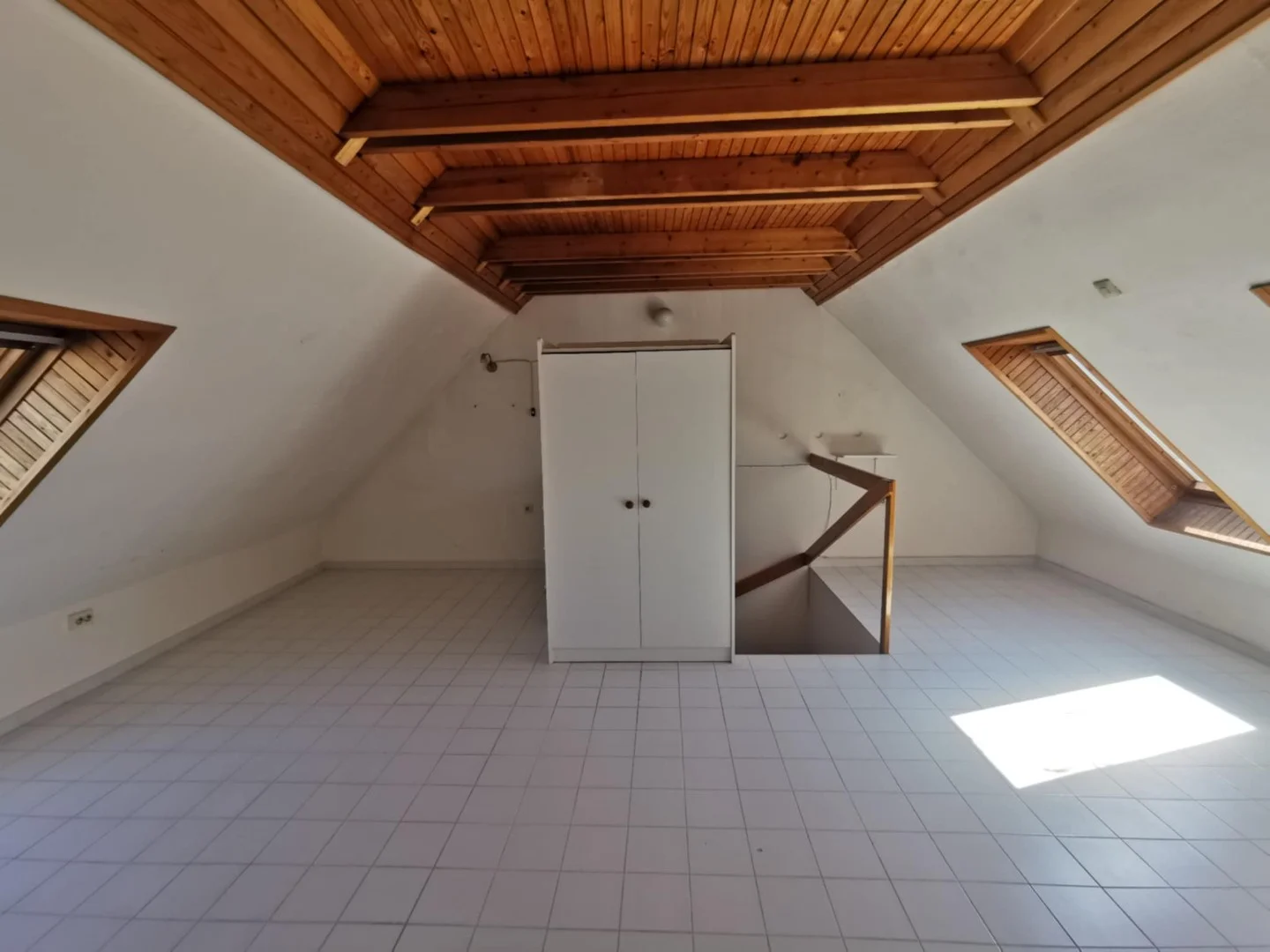 Eladó tégla lakás Pécsen - Kép 16