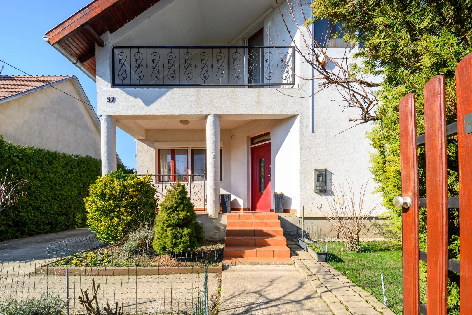 Eladó családi ház Tárnokon - Kép 2