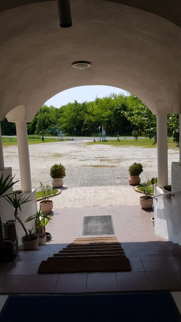 Eladó étterem, bisztró iroda / üzlet / kereskedelmi / szolgáltató Somlójenőn - Kép 6