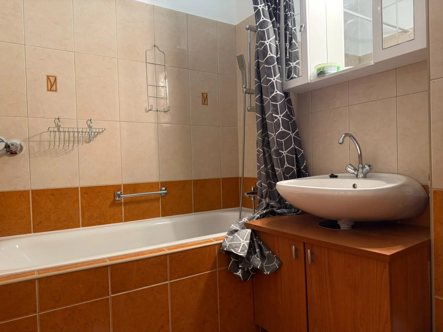 Kiadó tégla lakás Budapest 11. ker.en - Kép 8