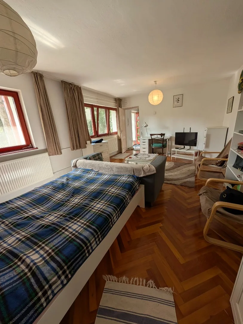 Eladó családi ház Pécsen - Kép 16