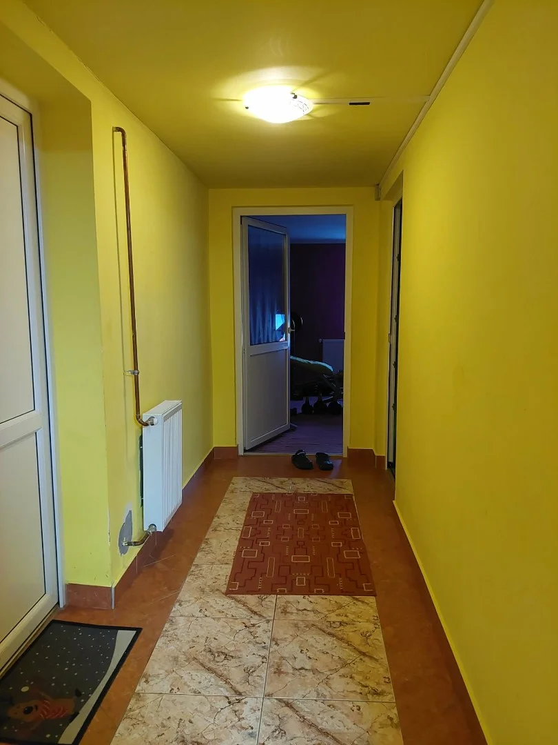 Eladó családi ház Újszászon - Kép 19