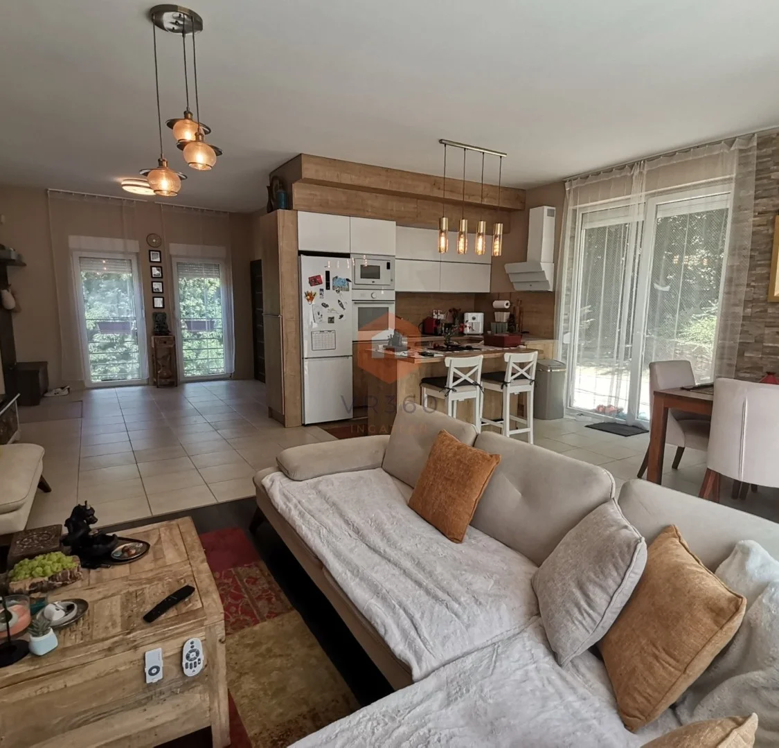 Eladó tégla lakás Pécsen