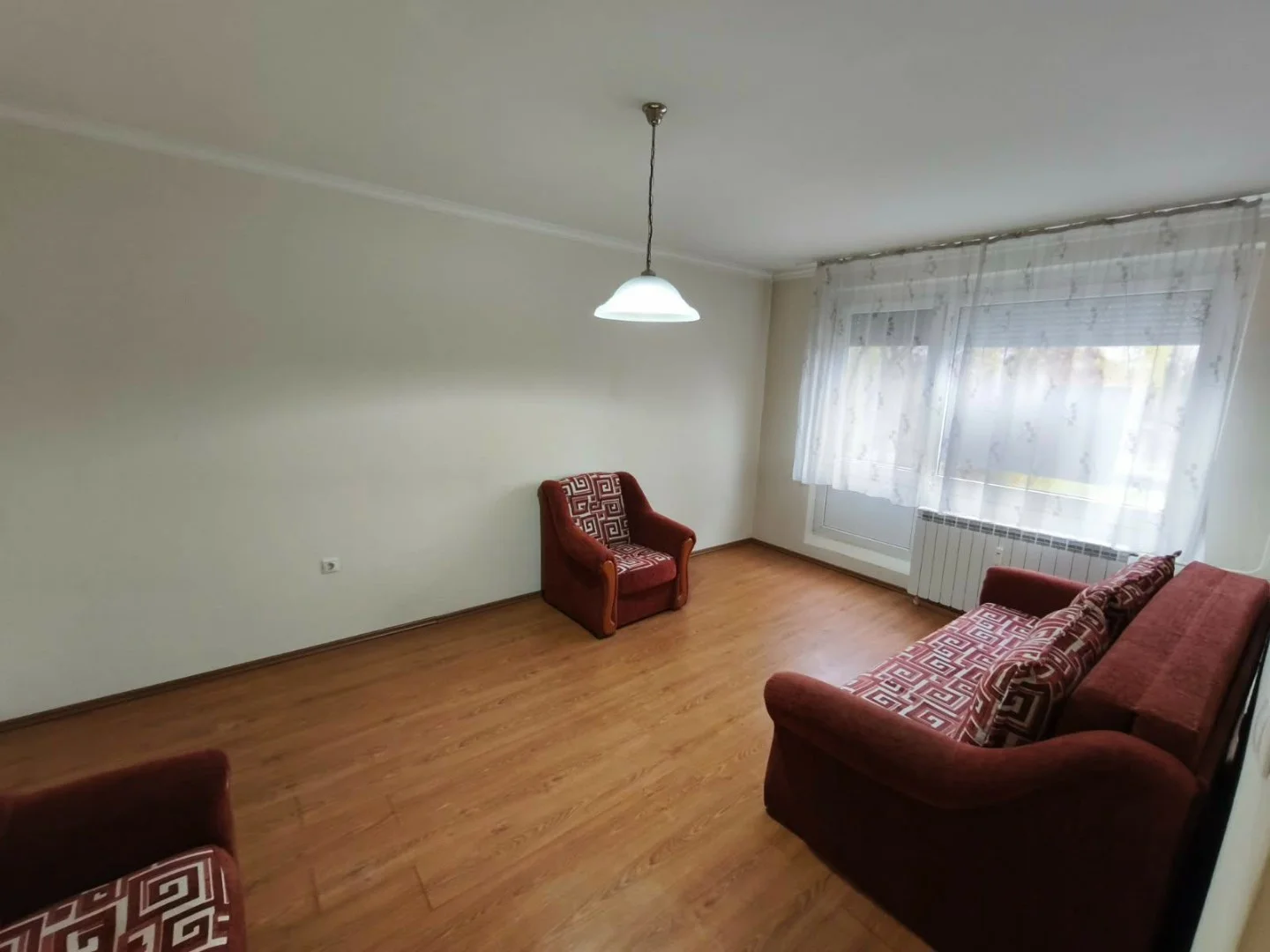 Eladó panel lakás Szekszárdon - Kép 2