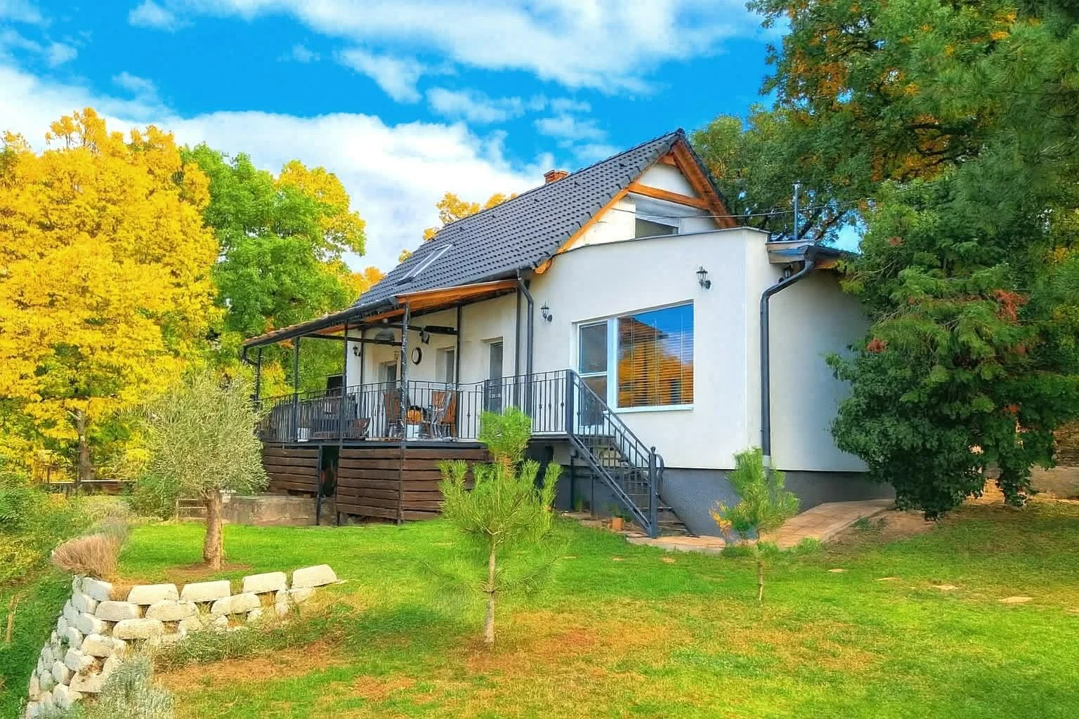 Eladó családi ház Pécsen - Kép 16