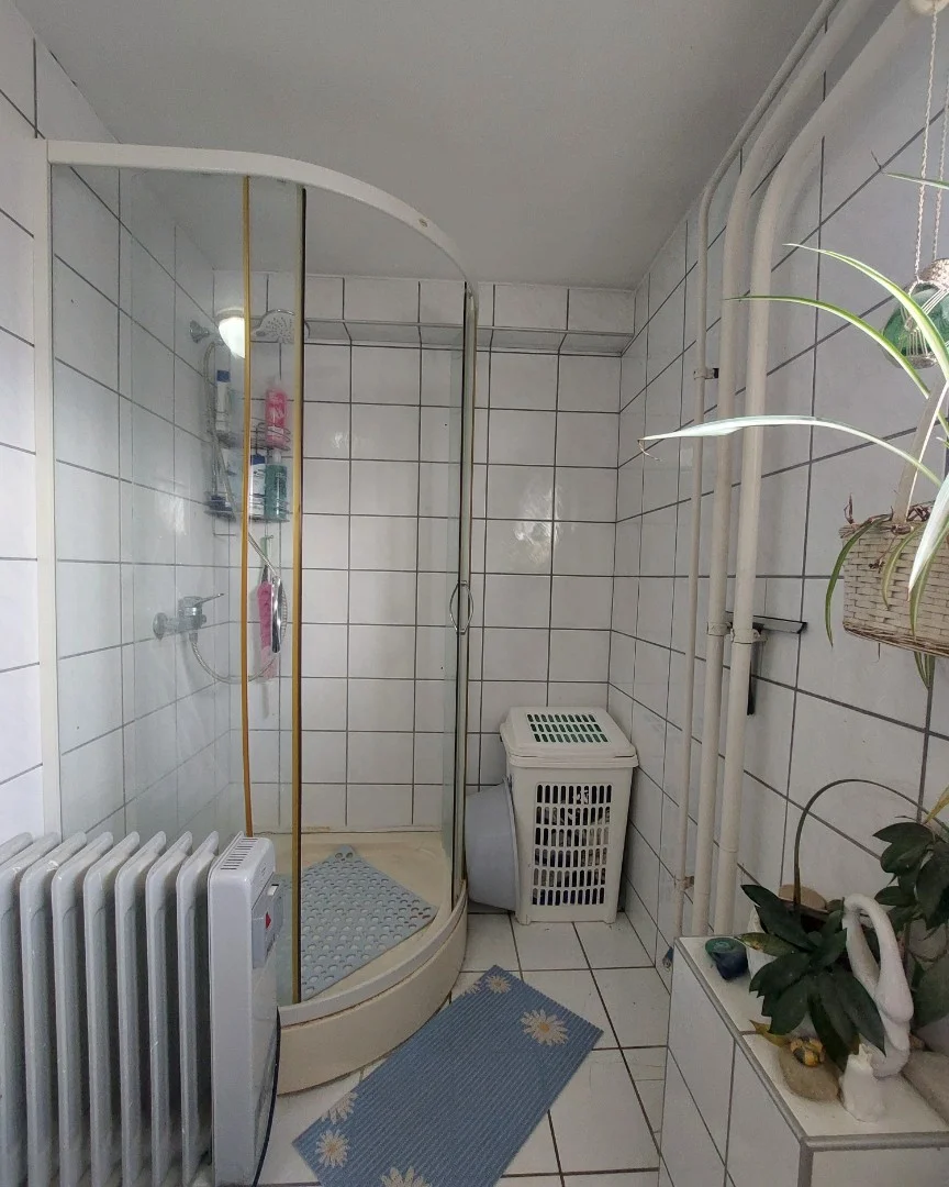 Eladó családi ház Pécsen - Kép 9