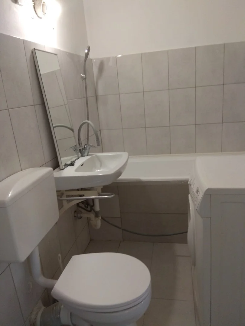 Kiadó panel lakás Budapest 21. ker.en - Kép 3