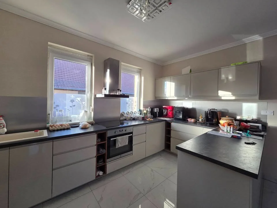 Eladó családi ház Kókan - Kép 2