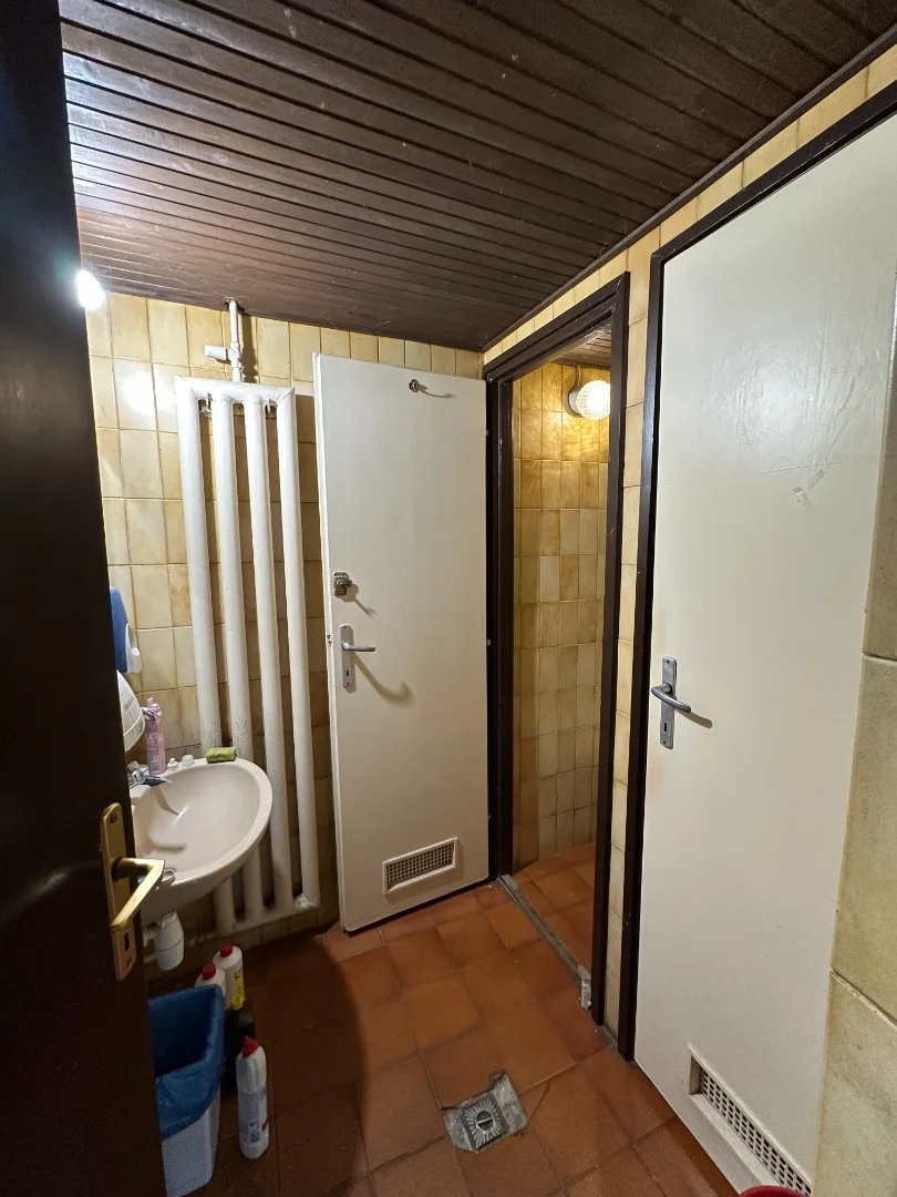 Eladó panel lakás Pécsen - Kép 10