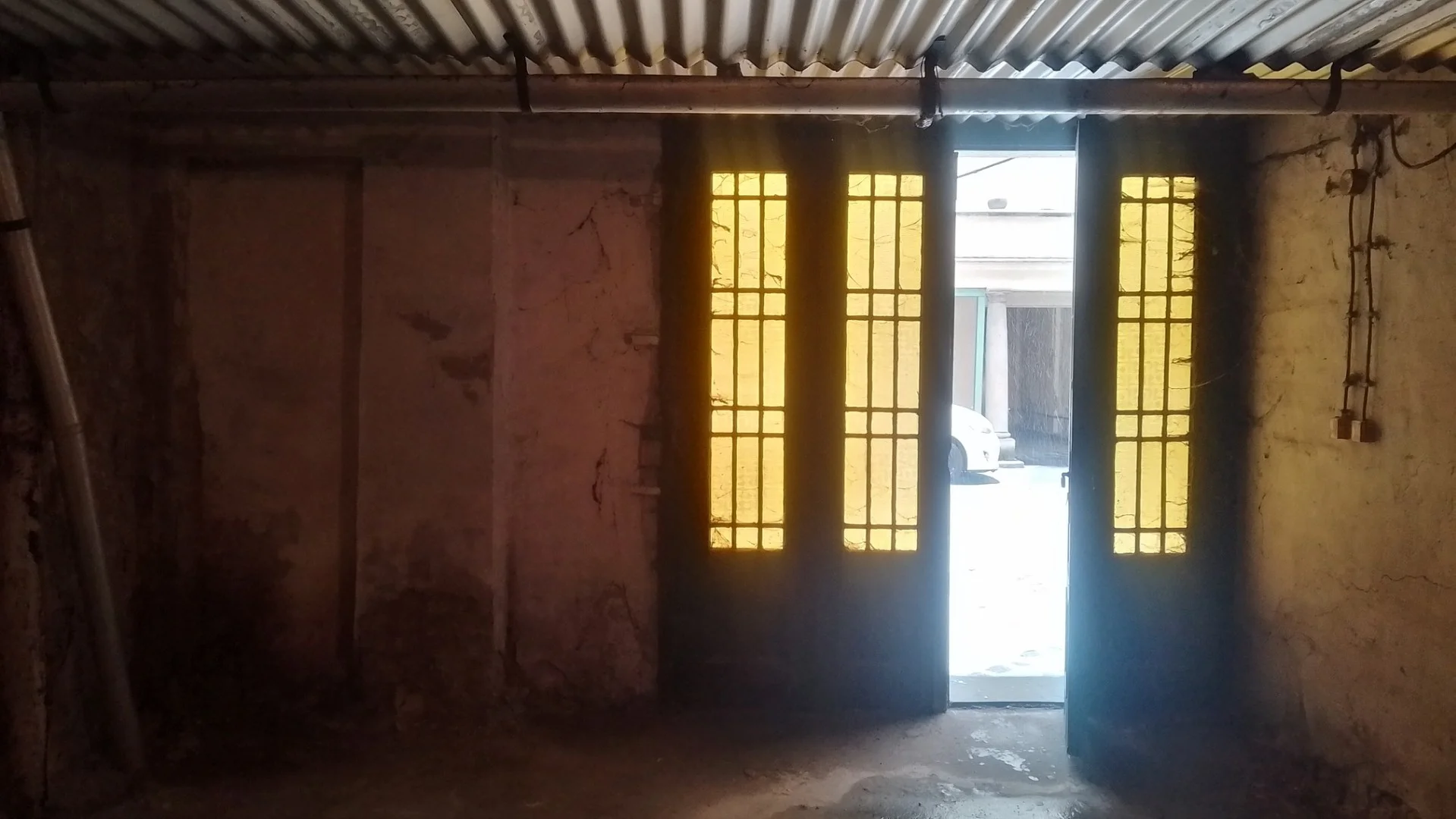 Eladó garázs garázs / beálló Budapest 02. ker.en - Kép 4